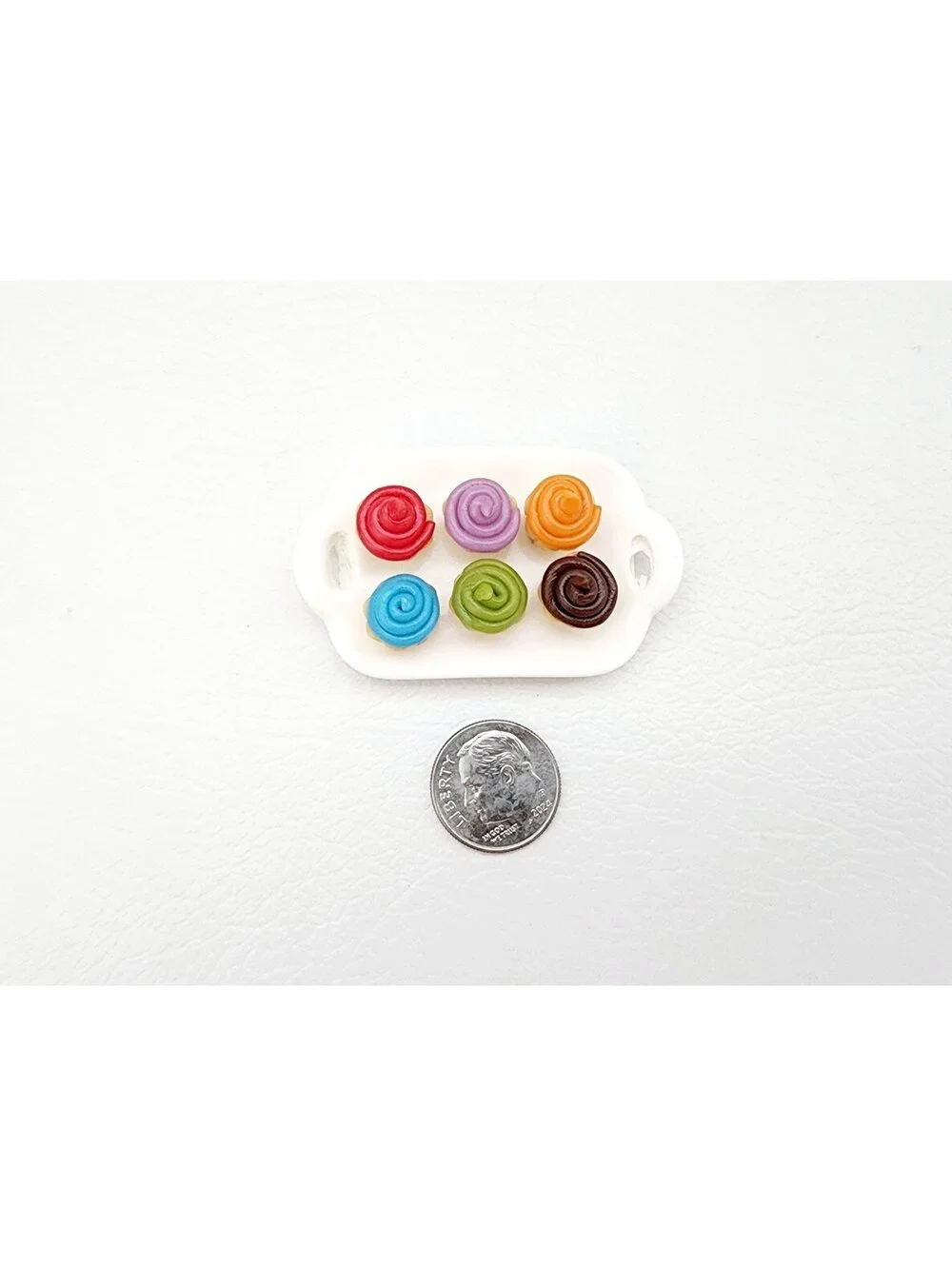 Miniature Dollhouse Assorted Solid Color Cupcakes #2 1:12